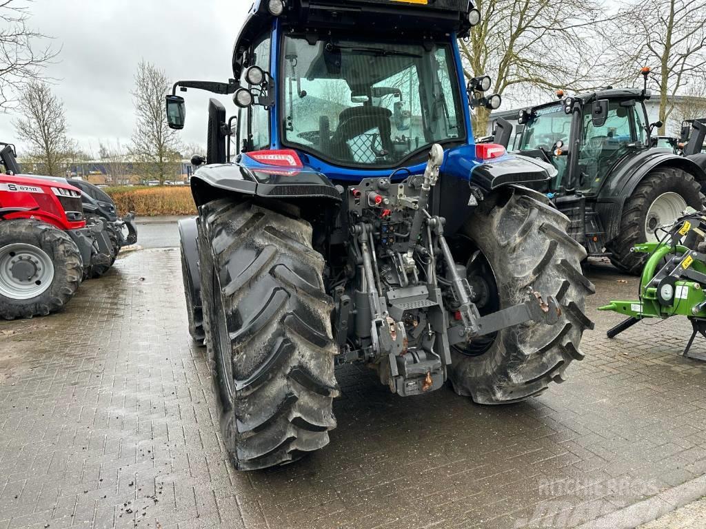 Valtra G125EA Tractores