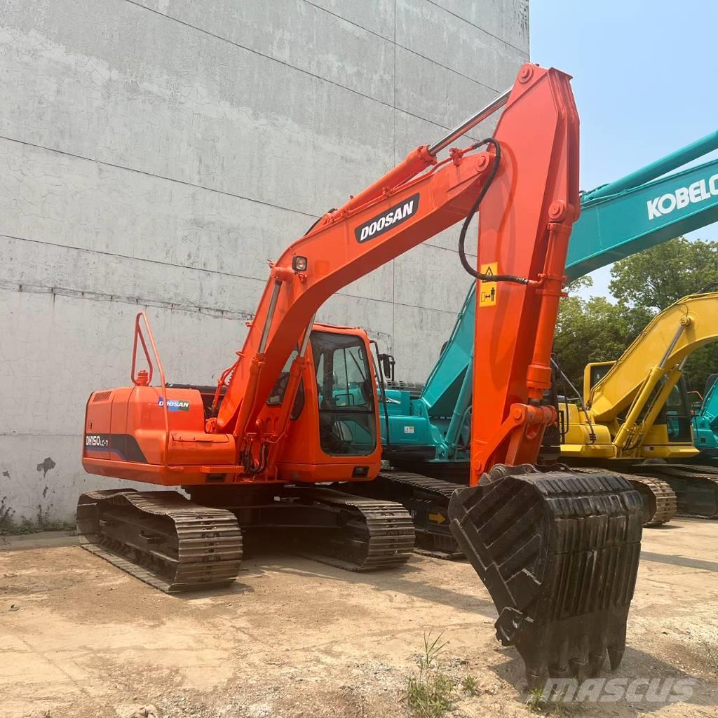 Doosan 150 Excavadoras sobre orugas