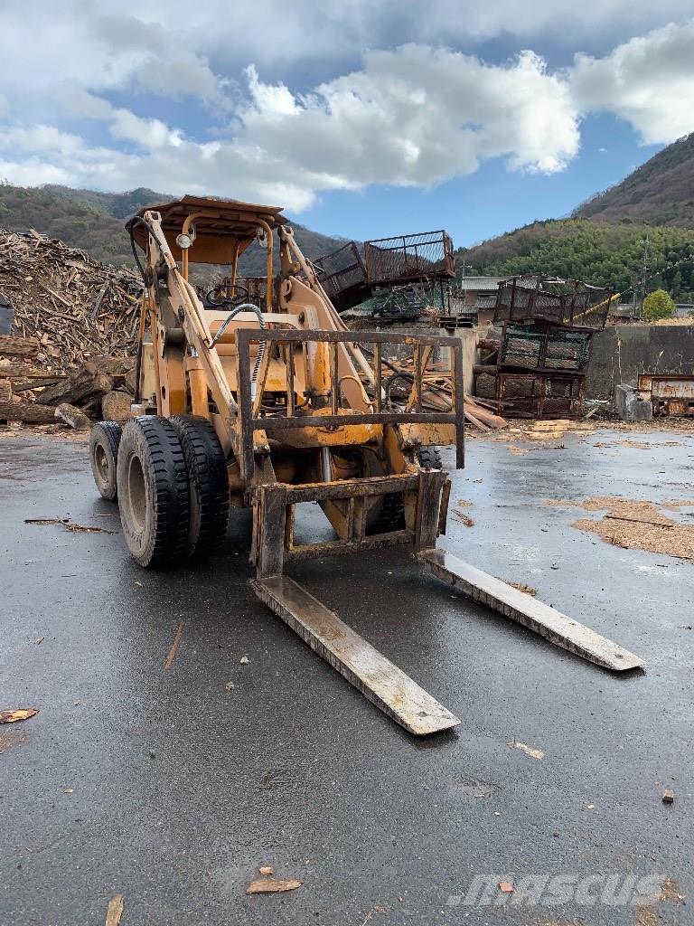 Komatsu SD25-1 Montacargas de alcance de gran altura