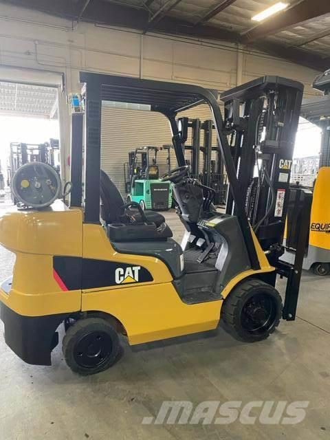 CAT 2C6000 Montacargas - otros