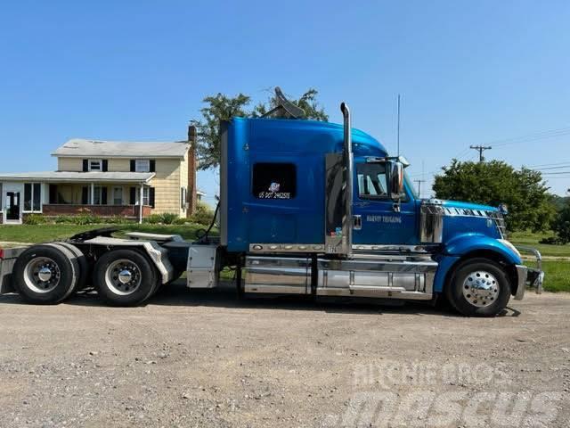 International LONESTAR Camiones tractor