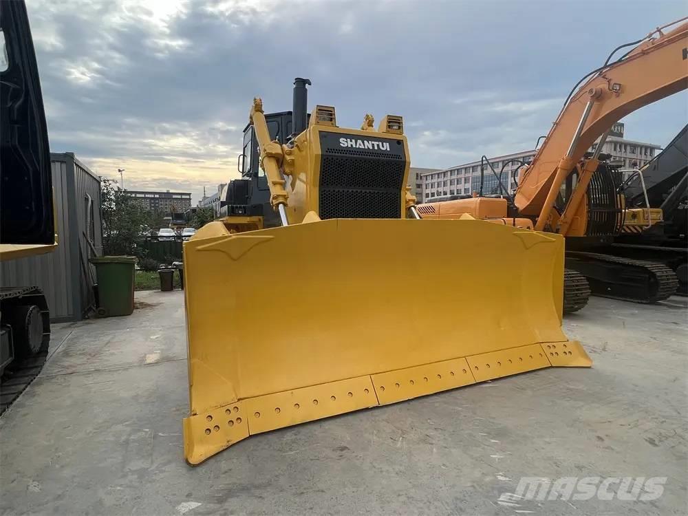 Shantui SD32 Buldozer sobre oruga