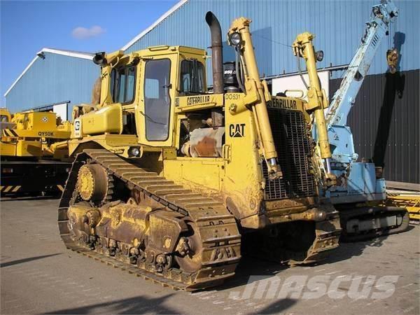 CAT D8N Buldozer sobre oruga