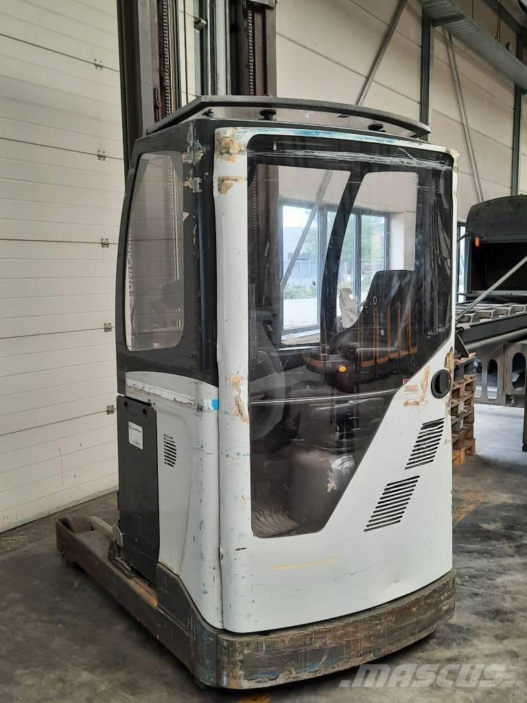 UniCarriers UMS200DTFVXF895 Montacargas de alcance de gran altura