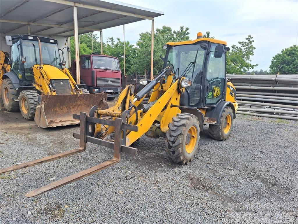 JCB 406 Otros