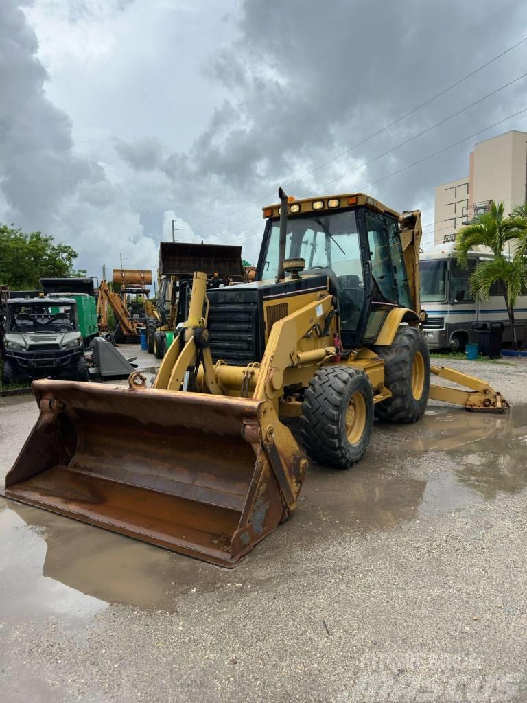 CAT 446 D Retrocargadoras