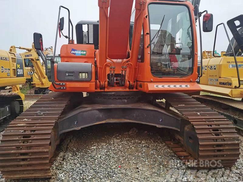 Doosan DX 260 Excavadoras sobre orugas