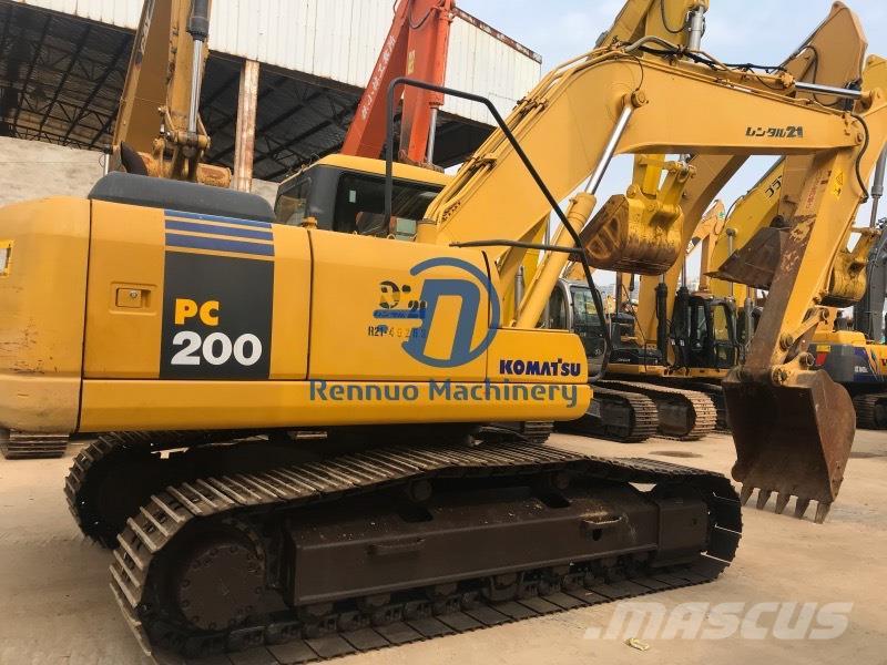 Komatsu PC200-7 Excavadoras sobre orugas