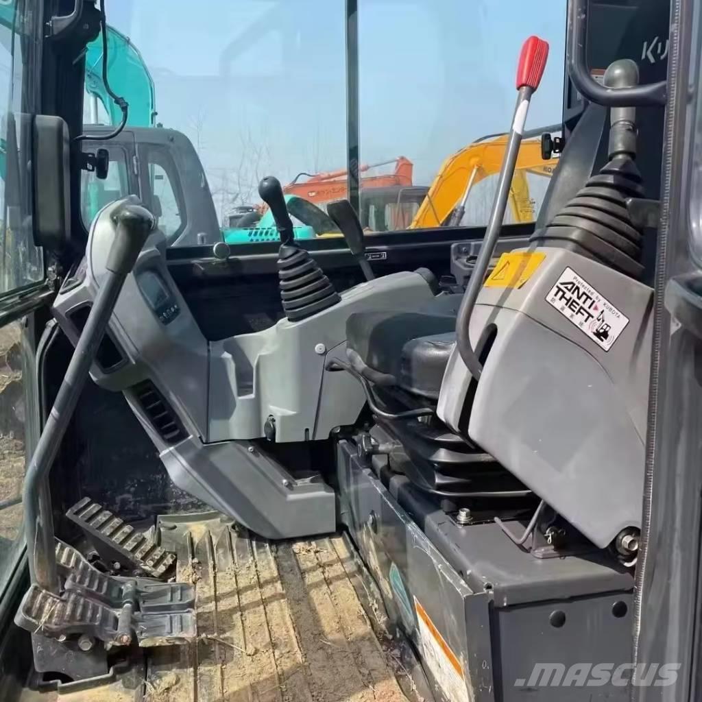 Kubota U 15 Miniexcavadoras