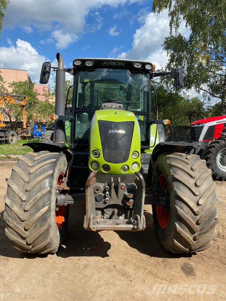 CLAAS Arion 640 Tractores