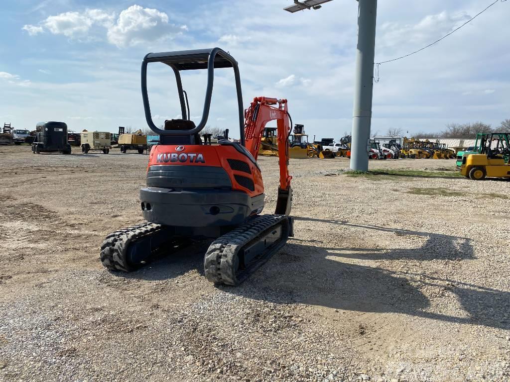 Kubota U 25 Miniexcavadoras