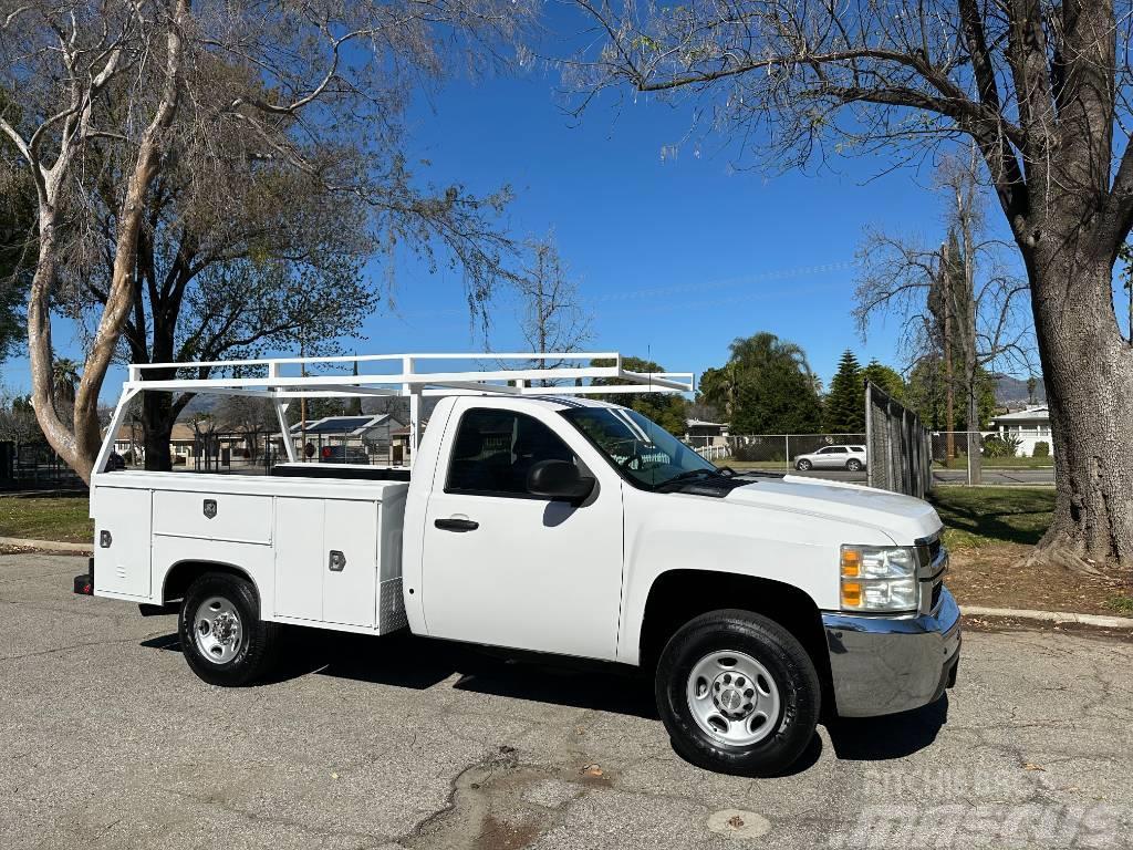 Chevrolet 2500 HD Caja abierta/laterales abatibles