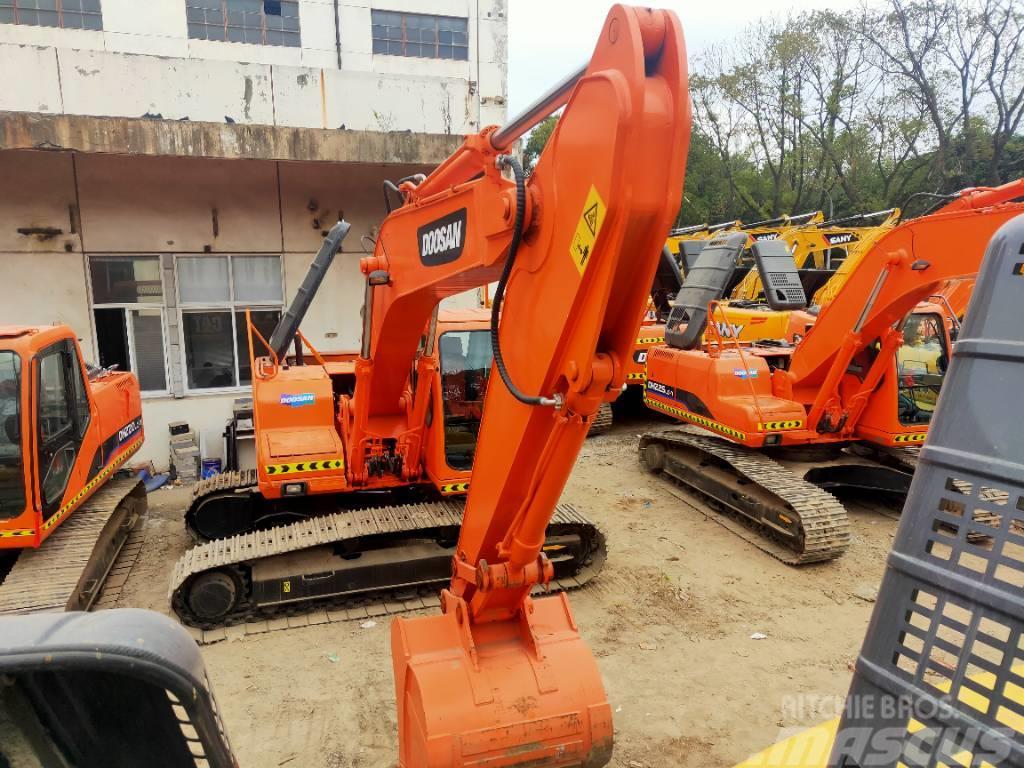 Doosan DH225LC-7 Excavadoras sobre orugas