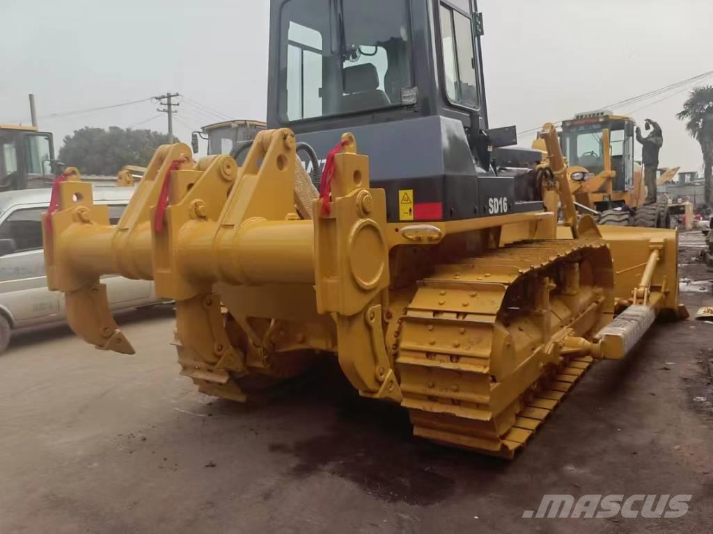 Shantui SD 16 Buldozer sobre oruga