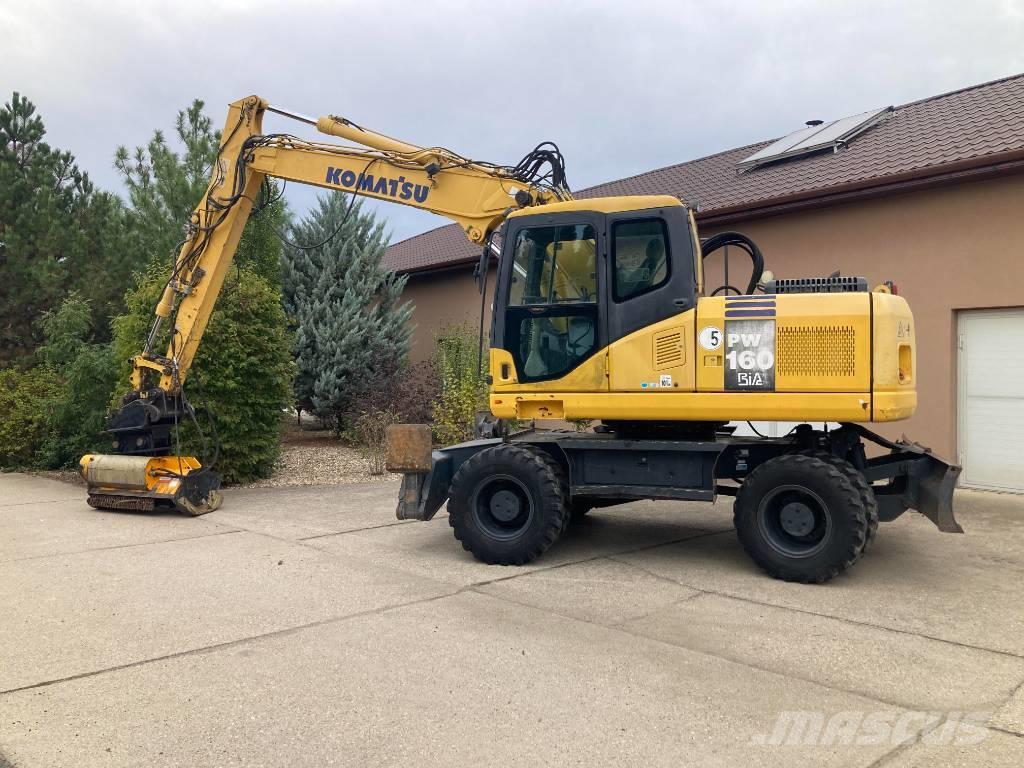 Komatsu 160 Excavadoras de ruedas