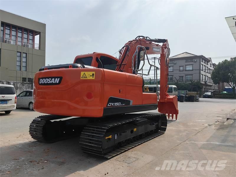 Doosan DX150 Excavadoras sobre orugas