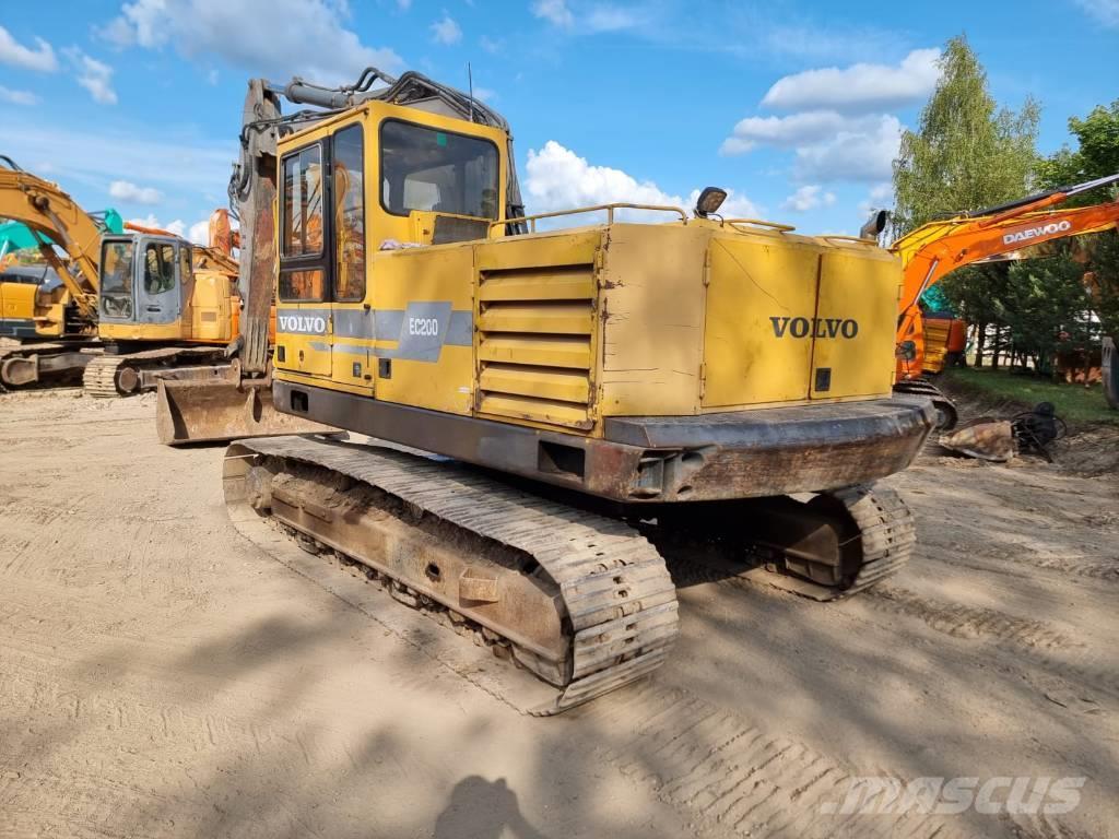 Volvo EC 200 Excavadoras sobre orugas