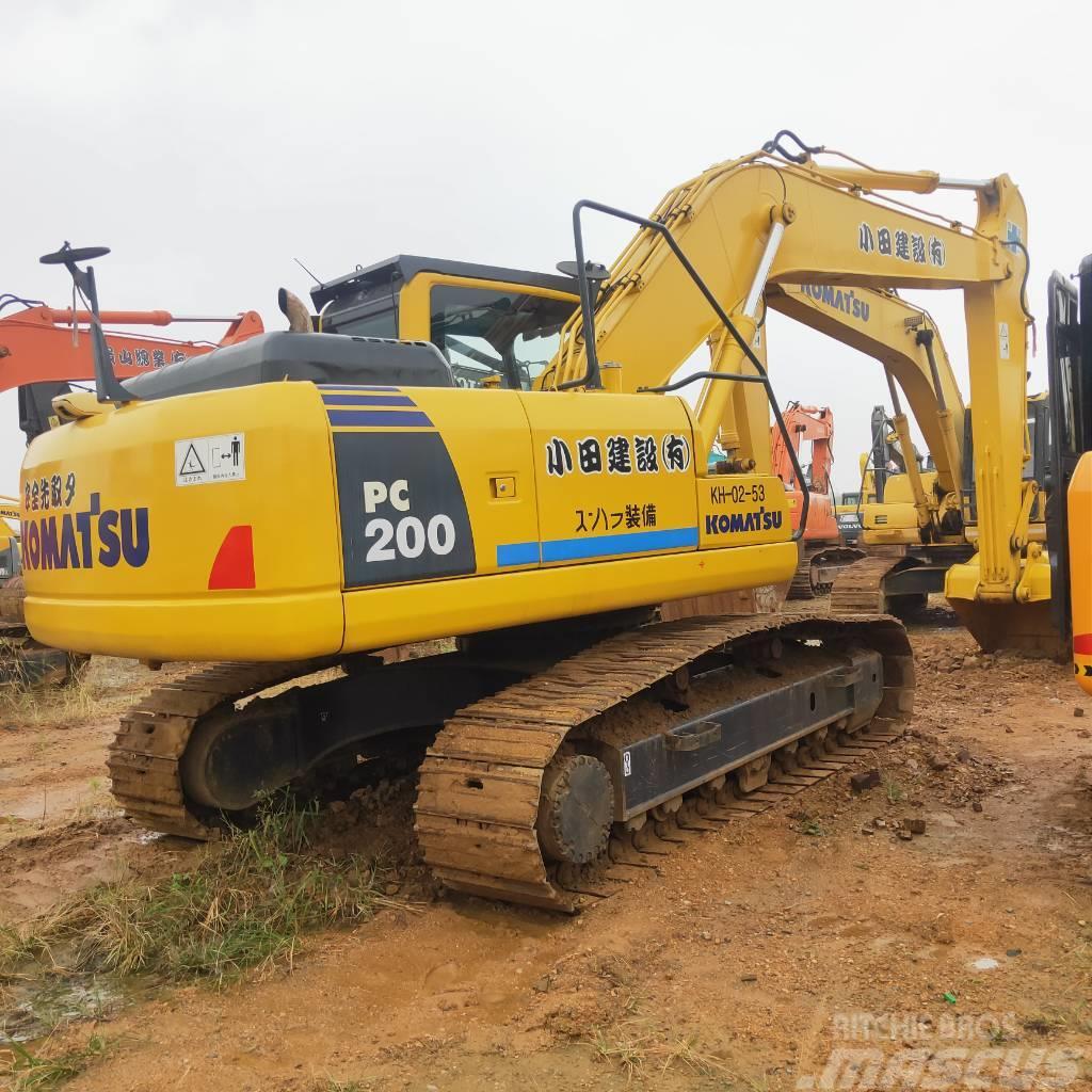 Komatsu PC200-8 Excavadoras sobre orugas