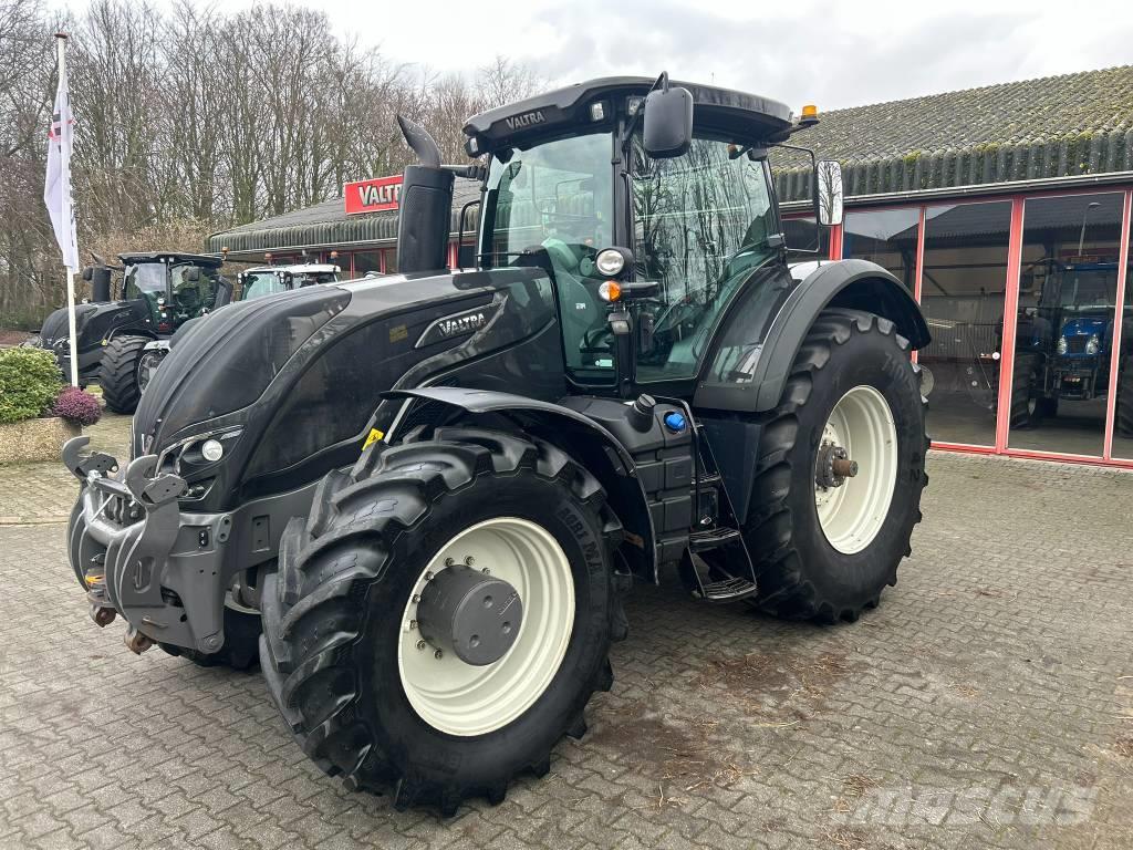 Valtra S 374 Tractores