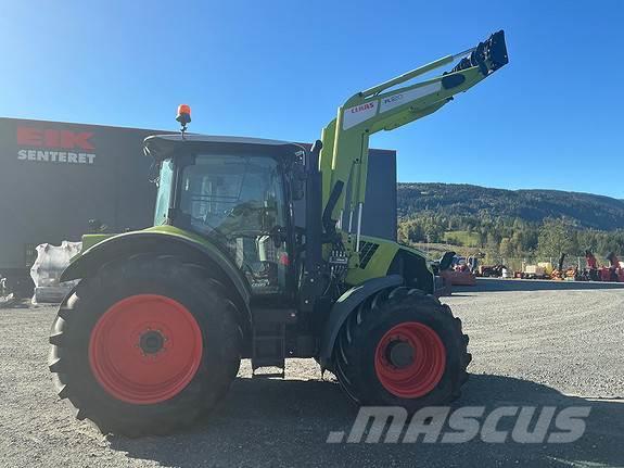 CLAAS Arion Tractores