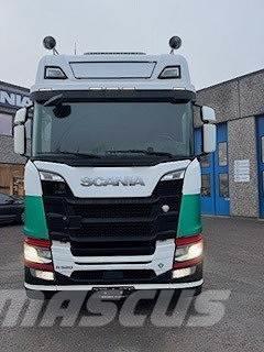 Scania R520A6X2NB Camiones tractor