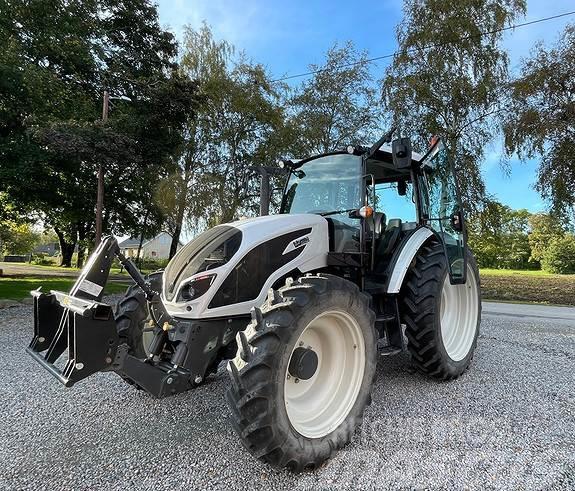 Valtra A114 Tractores