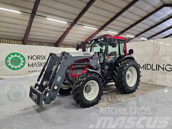 Valtra A83 Tractores