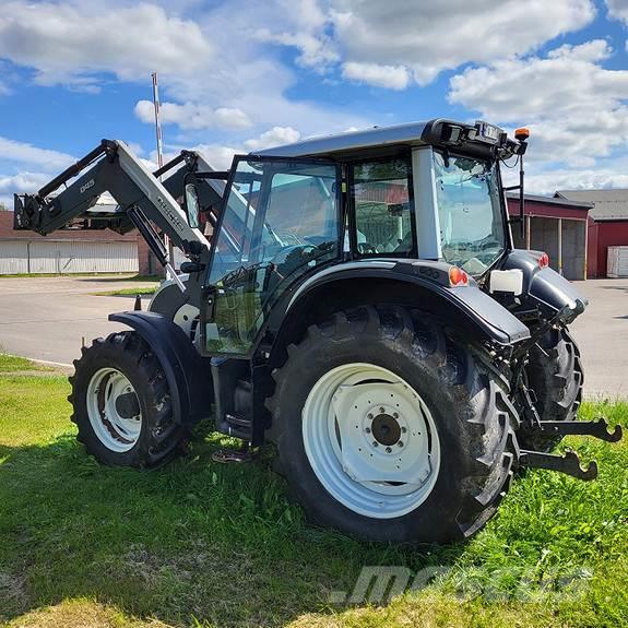 Valtra N111EA Tractores