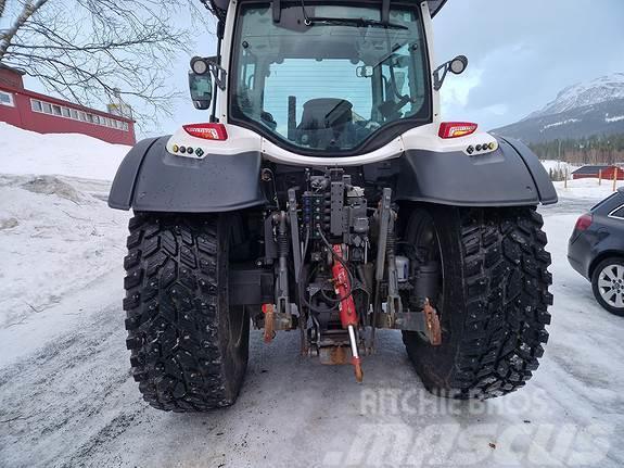 Valtra N174D Tractores