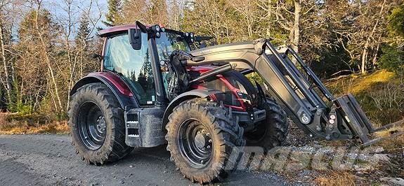 Valtra N174D Tractores