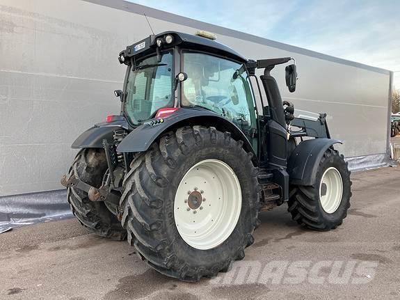 Valtra N174D Tractores