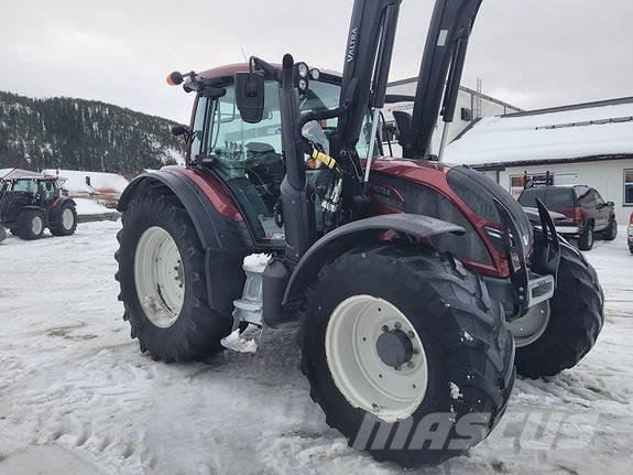 Valtra N174H Tractores