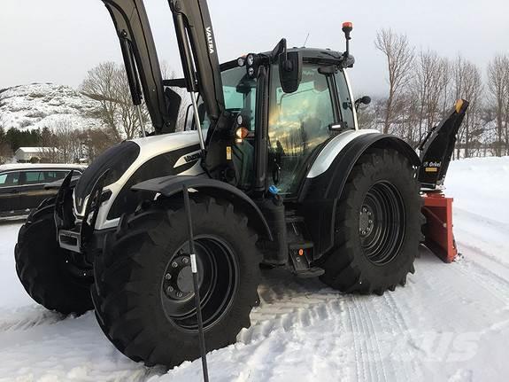 Valtra N175Versu Tractores