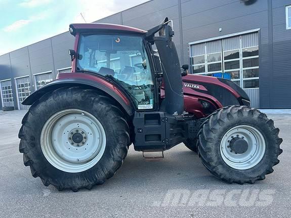 Valtra T234 Tractores