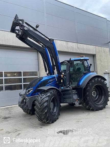 Valtra T235 Tractores