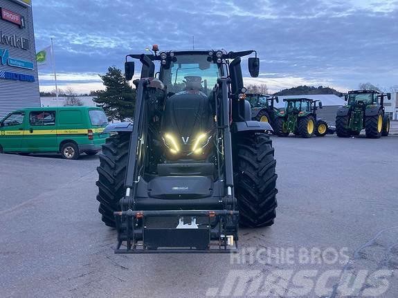 Valtra T235 Tractores