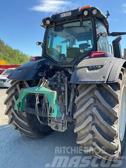 Valtra T235D Tractores