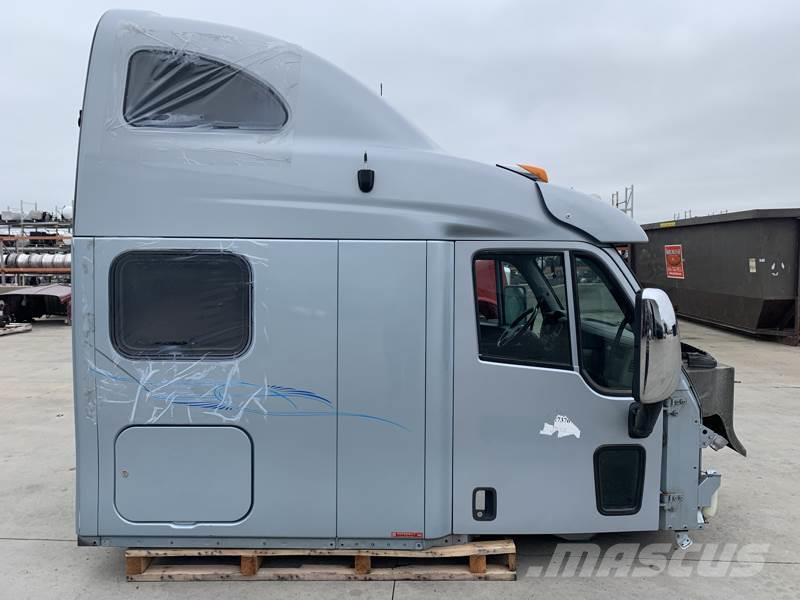 Peterbilt 587 Cabinas