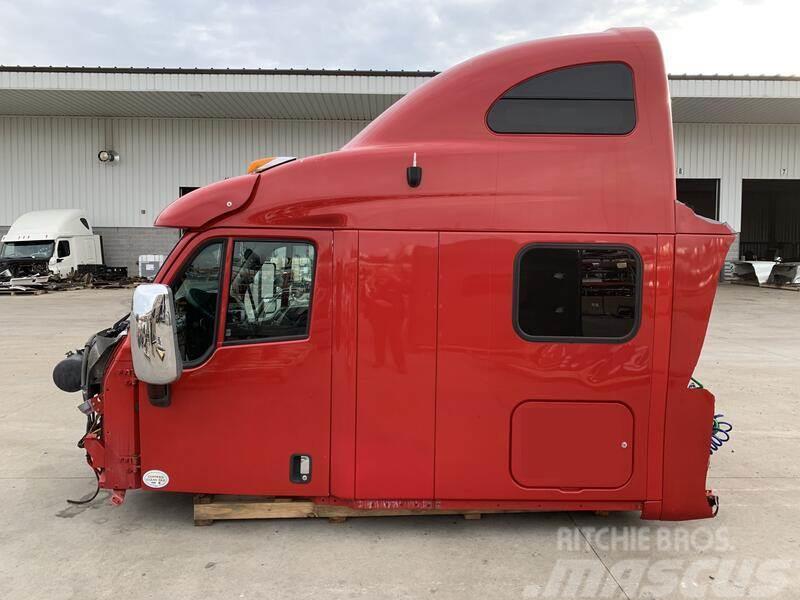 Peterbilt 587 Cabinas