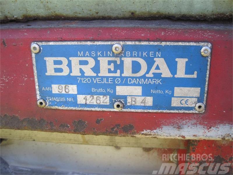 Bredal B 4 Esparcidoras de minerales