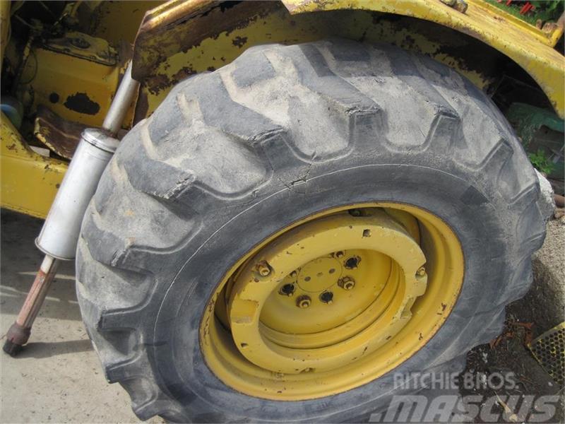 Goodyear 16,9x28 Ruedas