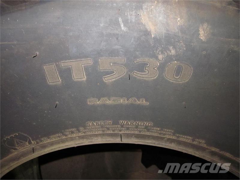 Goodyear 500/70x28 Llantas