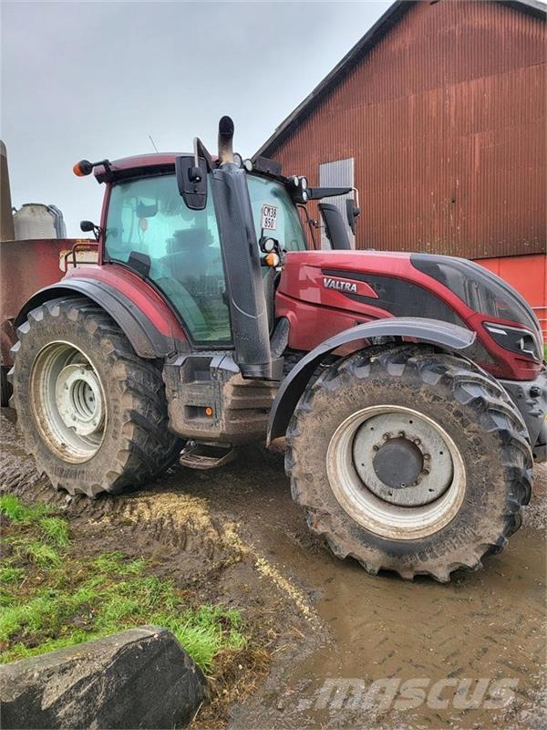 Valtra T234S Tractores