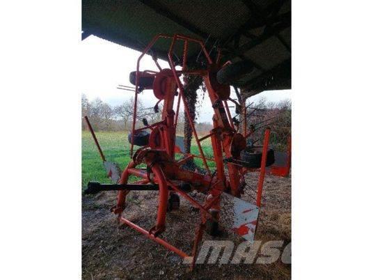 Kuhn GF5902 Rastrilladoras y rastrilladoras giratorias