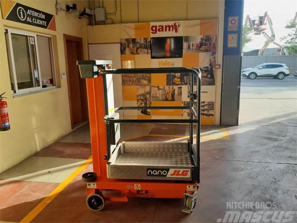 JLG NANO Plataformas con jaula de elevación