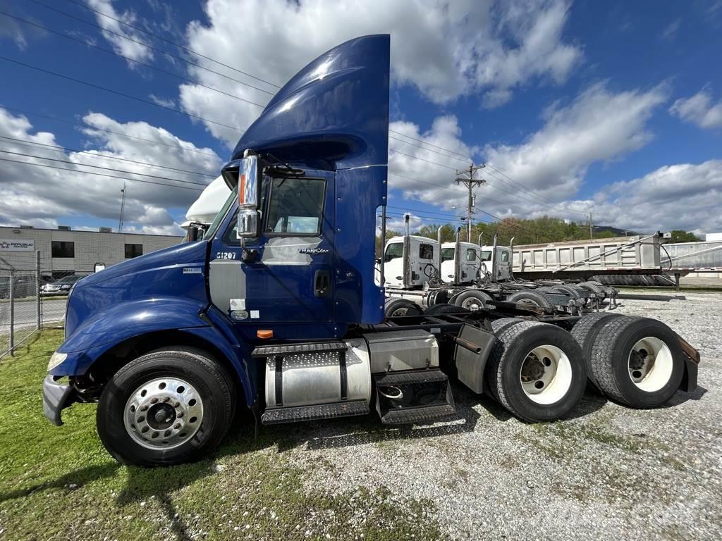 International 8600 Camiones tractor