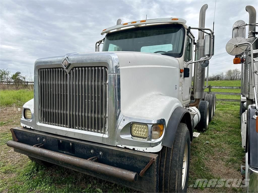 International 9900 Camiones tractor