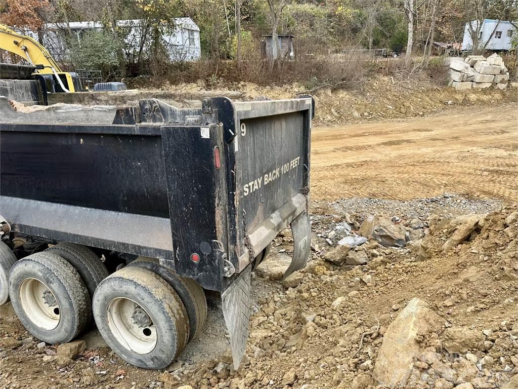 Mack GU713 Bañeras basculantes usadas