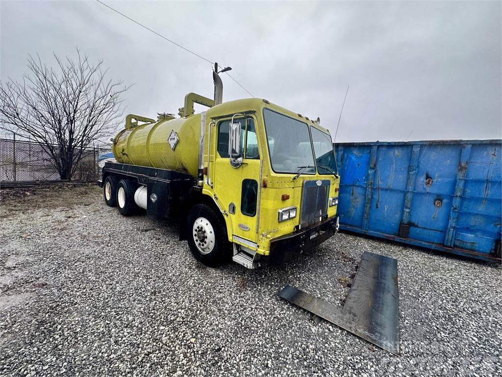 Peterbilt 320 Camiones cisternas