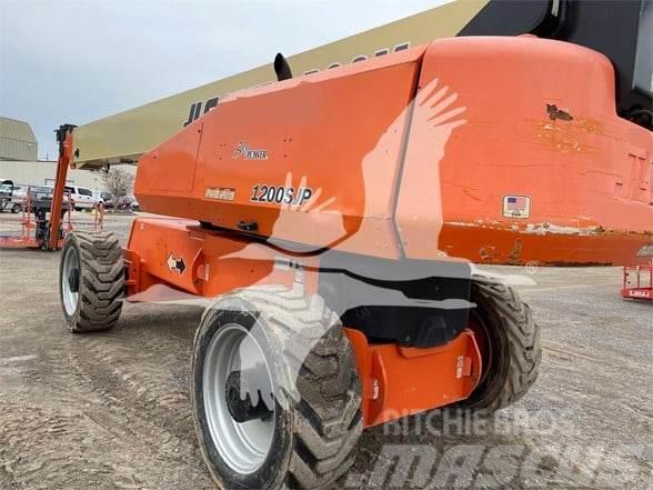 JLG 1200SJP Plataformas con brazo de elevación telescópico